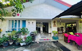 Rock Cascade Tourist Home & Cookery School