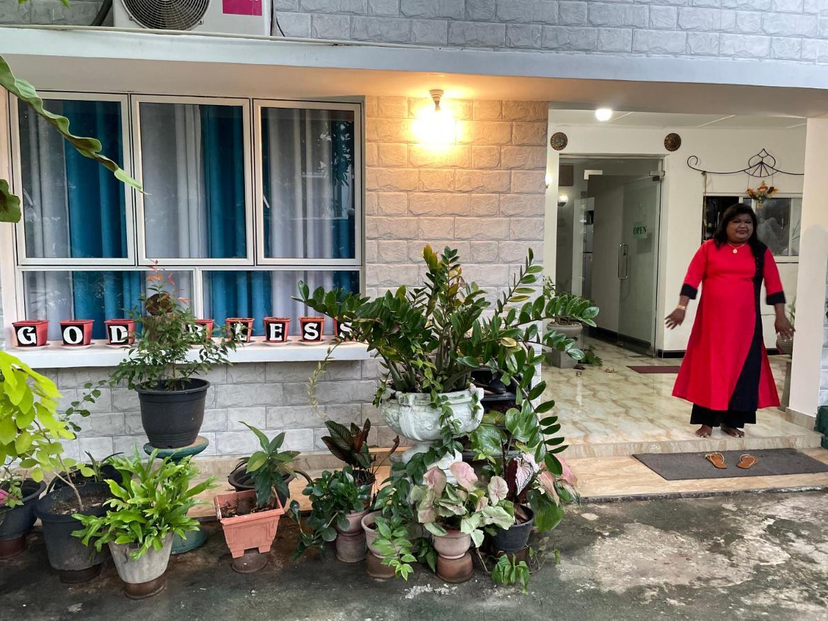 Rock Cascade Tourist Home & Cookery School Polonnaruwa Exterior photo